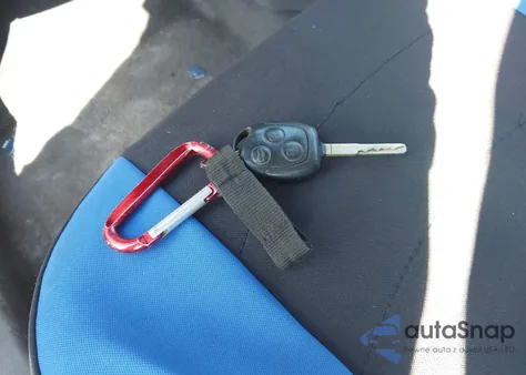 2014 Ford Fiesta Se z USA, uszkodzony, nr VIN 3FADP4EJ8EM111413